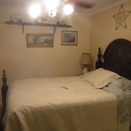 Serenityhill Bed And Breakfast Brownsville المظهر الخارجي الصورة